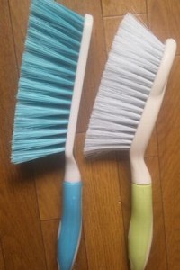 １００円ショップのブラシ